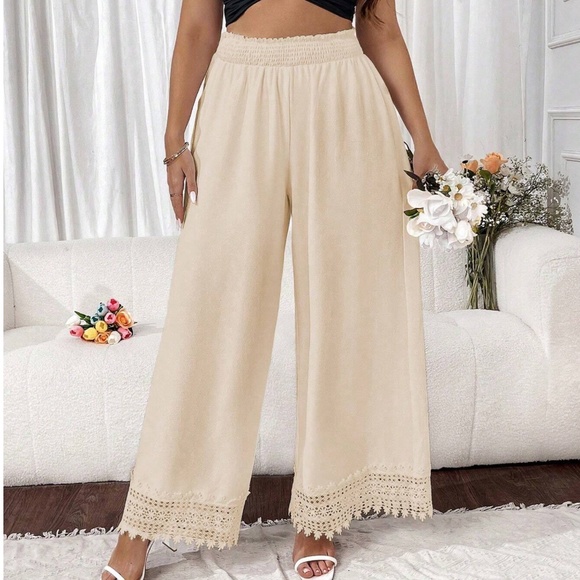 Plus Solid Lace Hem High Waisted Wide leg Pants - Picture 1 of 4